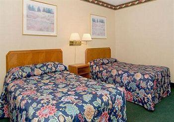 Budget Inn New Cumberland-Harrisburg-Hershey-York Экстерьер фото